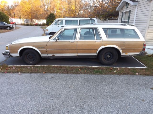 1990 Buick Other Estate Wagon w/ Leather Interior - photo 5