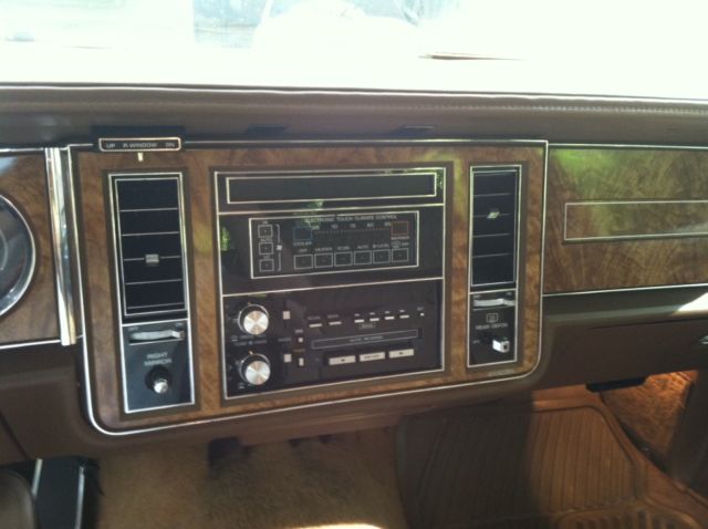 1990 Buick LeSabre Estate Wagon Wagon 4-Door - photo 11