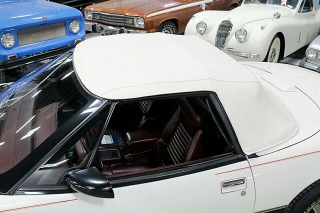 1990 Buick Reatta -- - photo 10