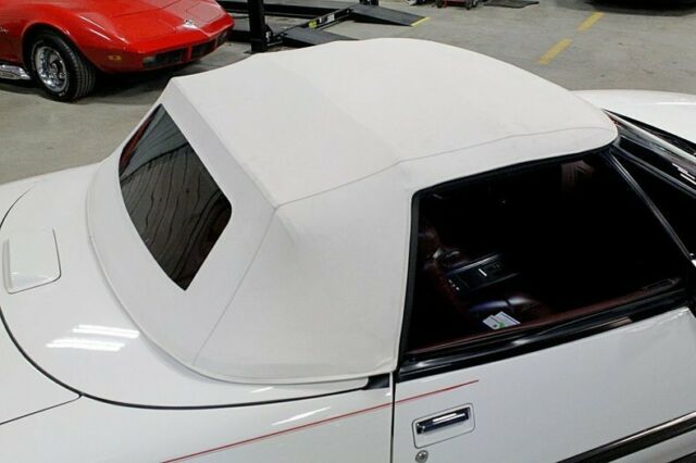 1990 Buick Reatta -- - photo 11