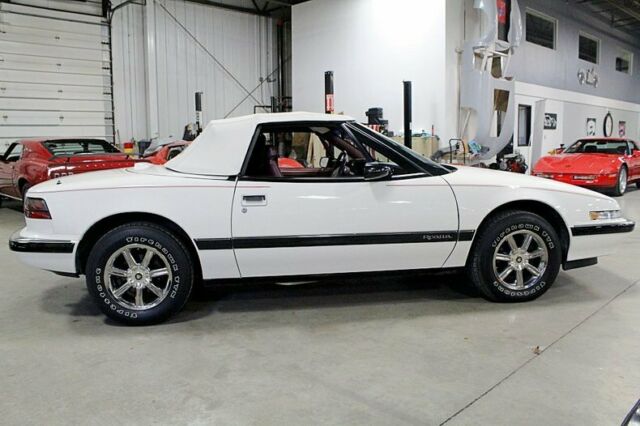 1990 Buick Reatta -- - photo 7