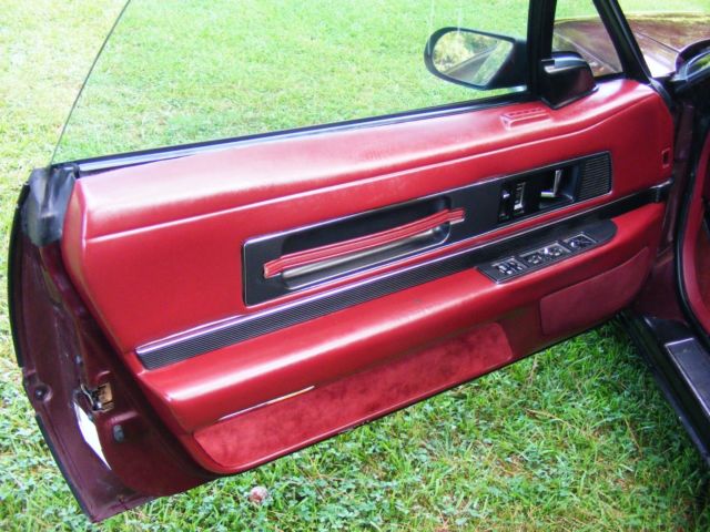 1990 Buick Reatta - photo 9