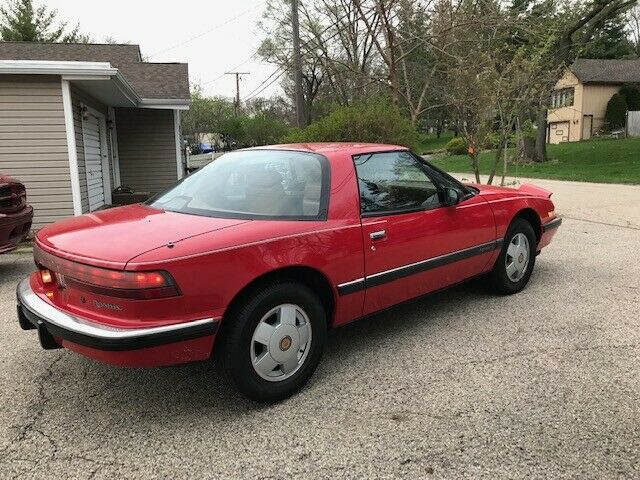 1990 Buick Reatta HARDTOP - photo 2