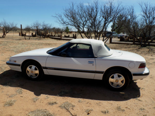 1990 Buick Reatta REATTA - photo 13