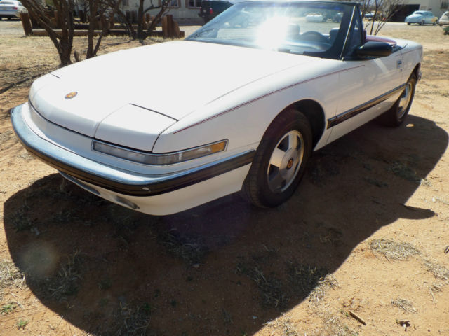 1990 Buick Reatta REATTA - photo 2