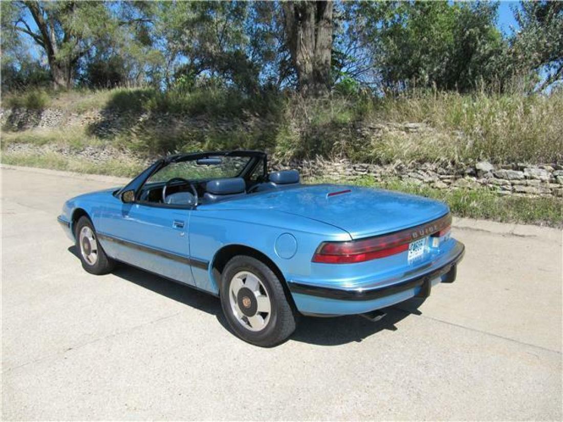 1990 Buick Reatta - photo 12