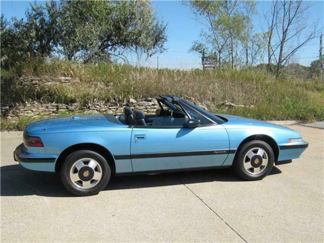 1990 Buick Reatta - photo 3