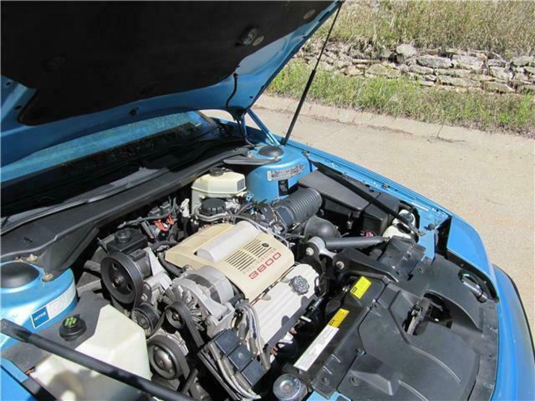 1990 Buick Reatta - photo 8