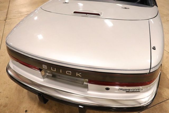 1990 Buick Reatta -- - photo 10