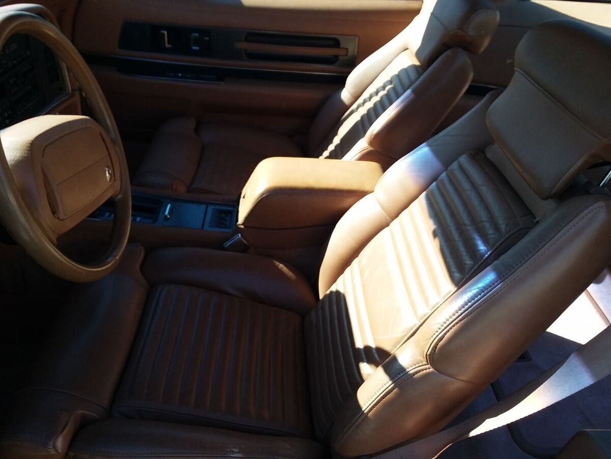 1990 Buick Reatta Convertable - photo 8