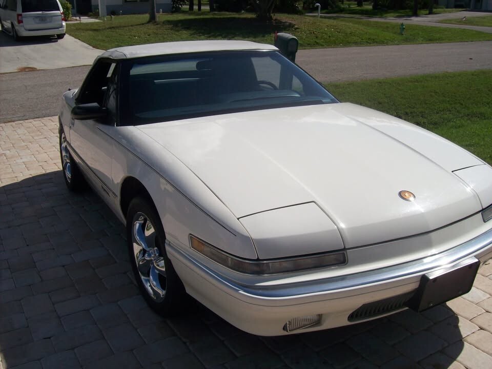 1990 Buick Reatta - photo 4