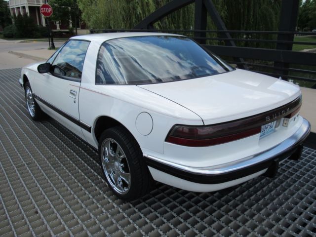 1990 Buick Reatta Classic - photo 12