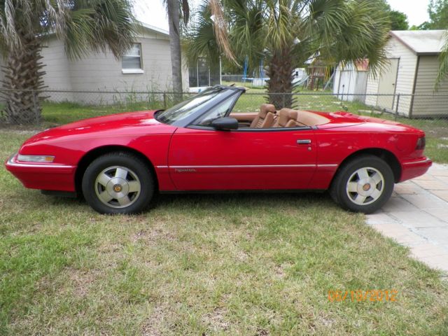 1990 Buick Reatta Convertable red 1990 Buick Reatta
