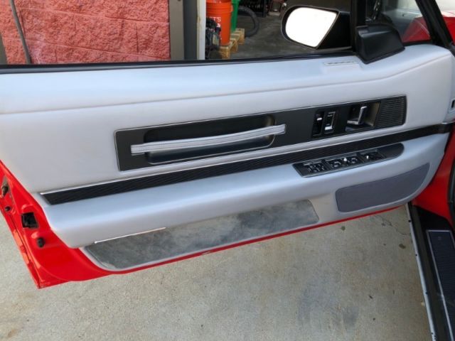 1990 Buick Reatta Convertible - photo 8