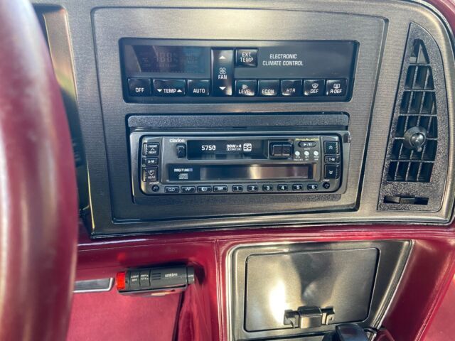 1990 Buick Reatta - photo 12