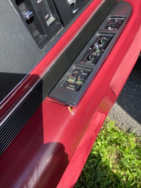 1990 Buick Reatta - photo 6