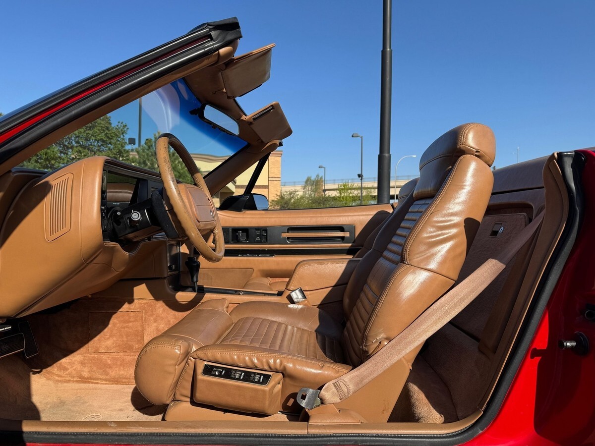 1990 Buick Reatta - photo 10