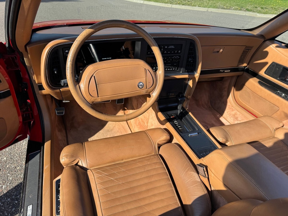 1990 Buick Reatta - photo 11
