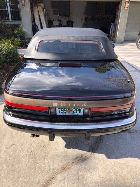 1990 Buick Reatta Base 2 door convertible - photo 2