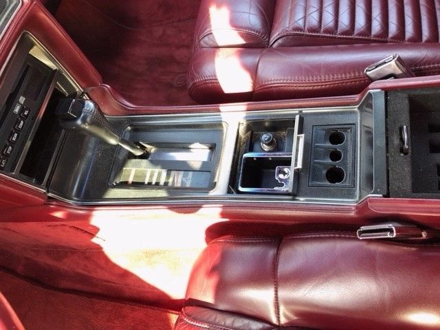 1990 Buick Reatta Base 2 door convertible - photo 5