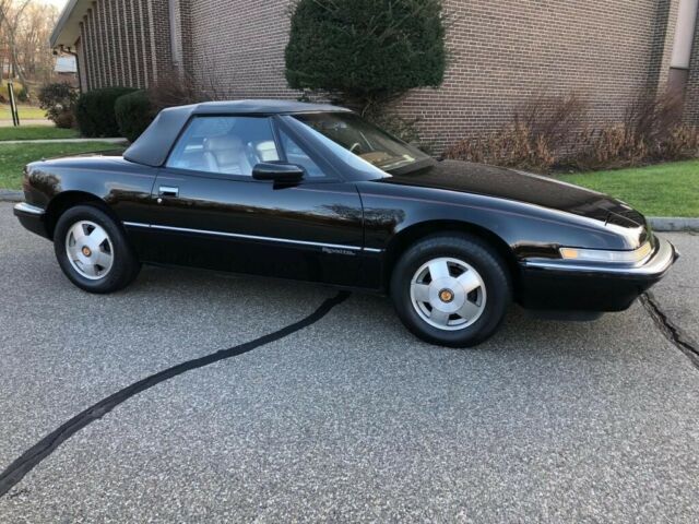 1990 Buick Reatta -- - photo 4