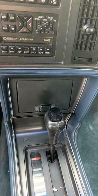 1990 Buick Reatta 2 DOOR - photo 8