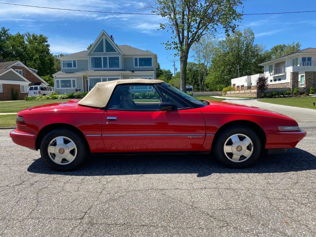 1990 Buick Reatta - photo 7
