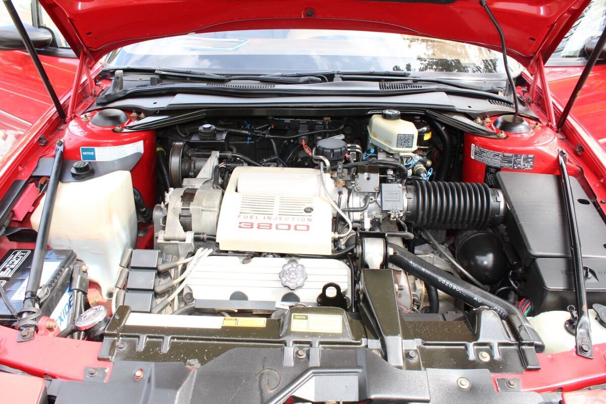 1990 Buick Reatta - photo 12