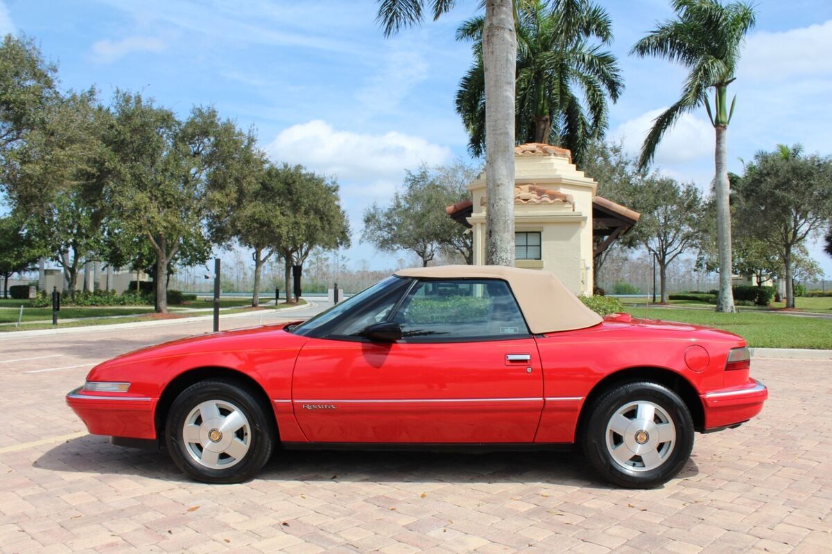 1990 Buick Reatta - photo 8