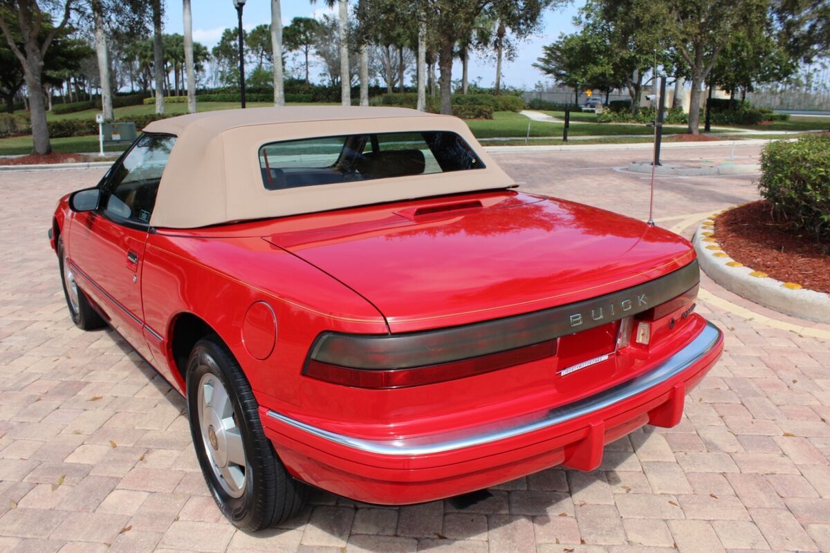 1990 Buick Reatta - photo 9