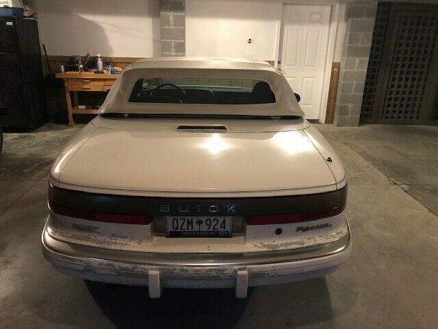 1990 Buick Reatta Convertible - photo 4