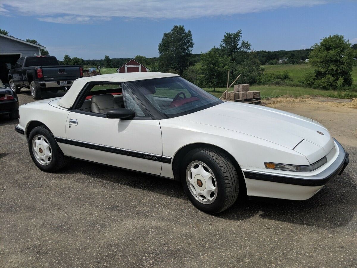 1990 Buick Reatta - photo 6