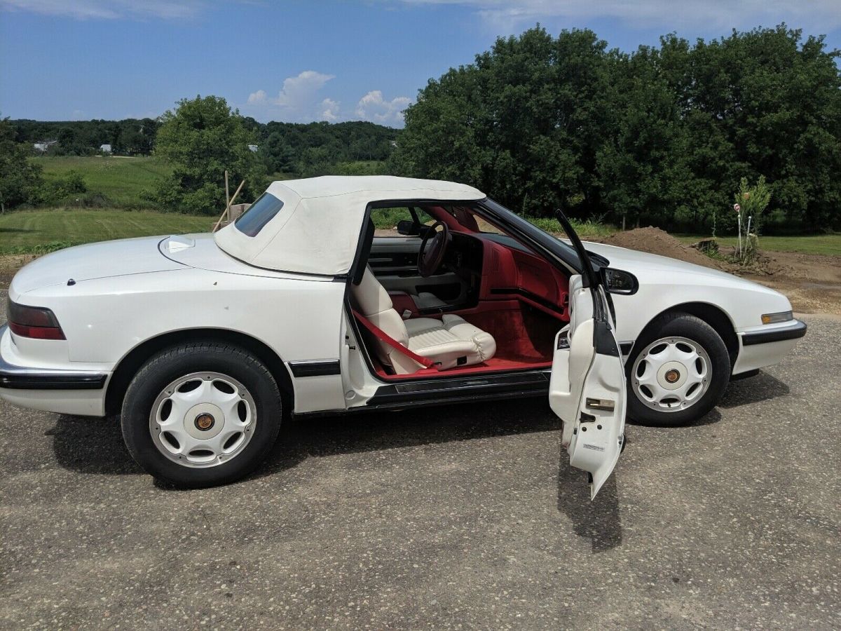 1990 Buick Reatta - photo 7