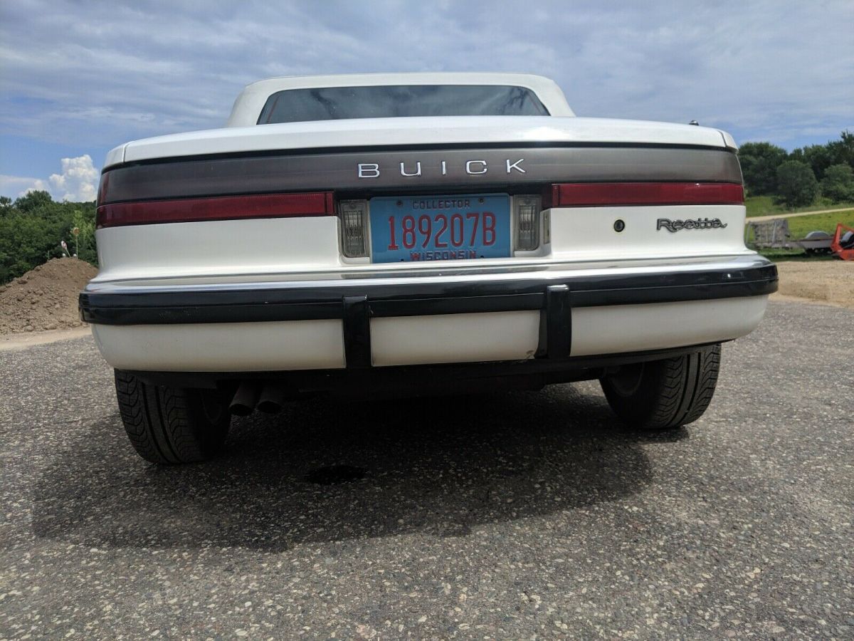 1990 Buick Reatta - photo 9