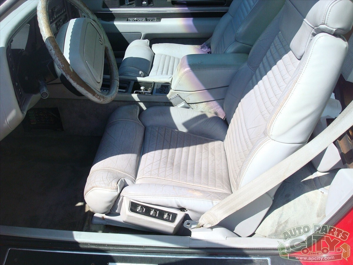 1990 Buick Reatta WE SHIP ! NEEDS WORK ! - photo 5