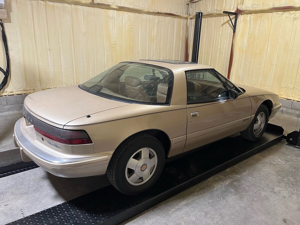 1990 Buick Reatta - photo 10