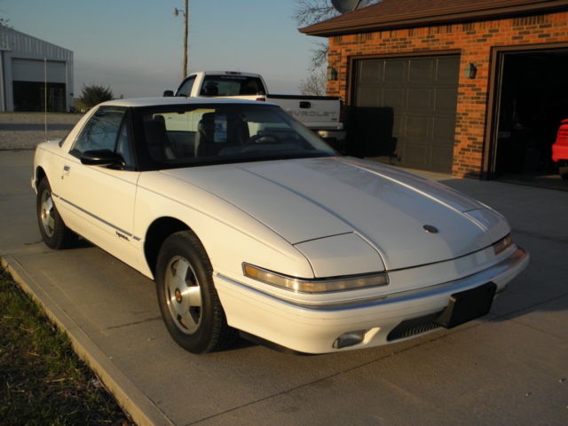 1990 Buick Reatta