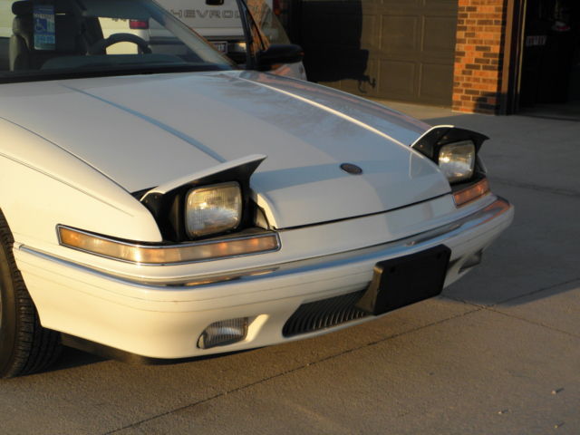 1990 Buick Reatta - photo 6