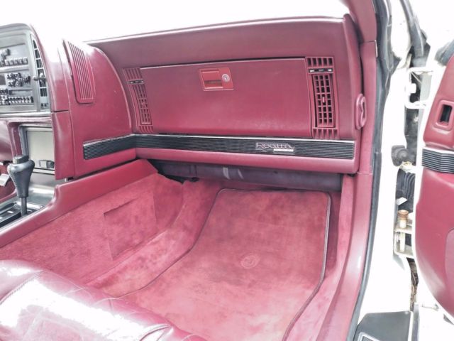 1990 Buick Reatta - photo 13