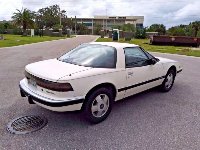 1990 Buick Reatta - photo 5