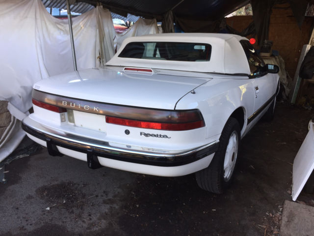 1990 Buick Reatta Select 60 - photo 2