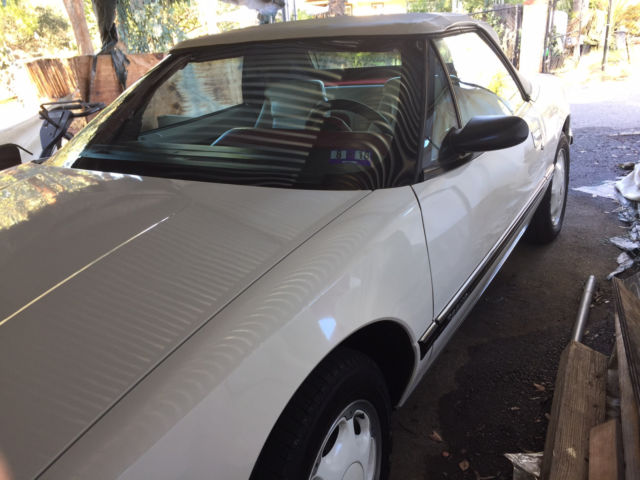 1990 Buick Reatta Select 60 - photo 6