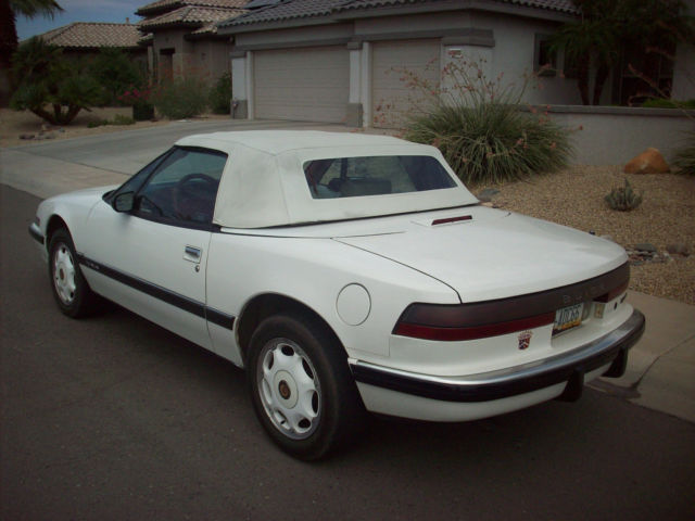 1990 Buick Reatta Select 60 - photo 3
