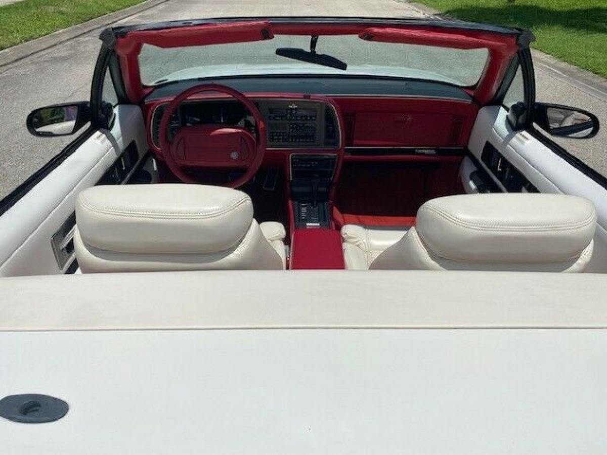 1990 Buick Reatta - photo 12