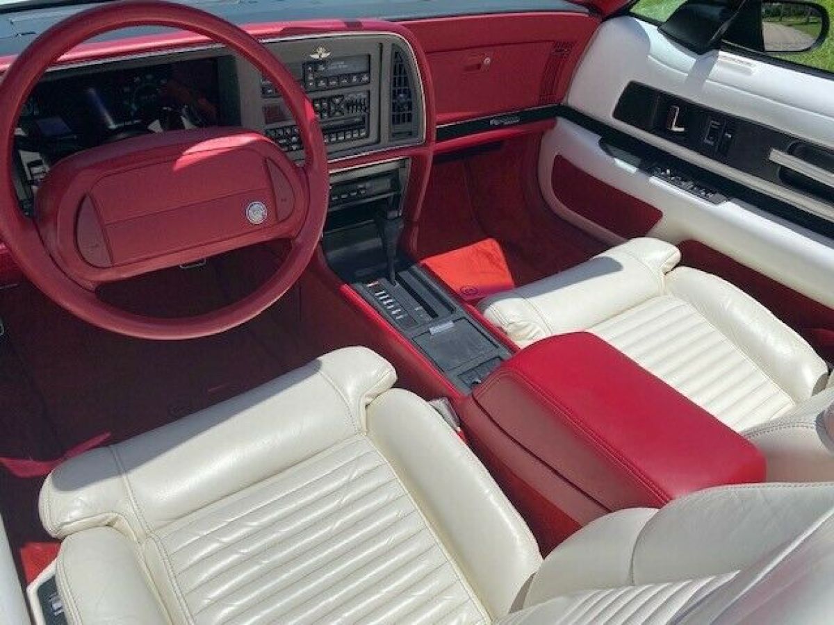 1990 Buick Reatta - photo 13