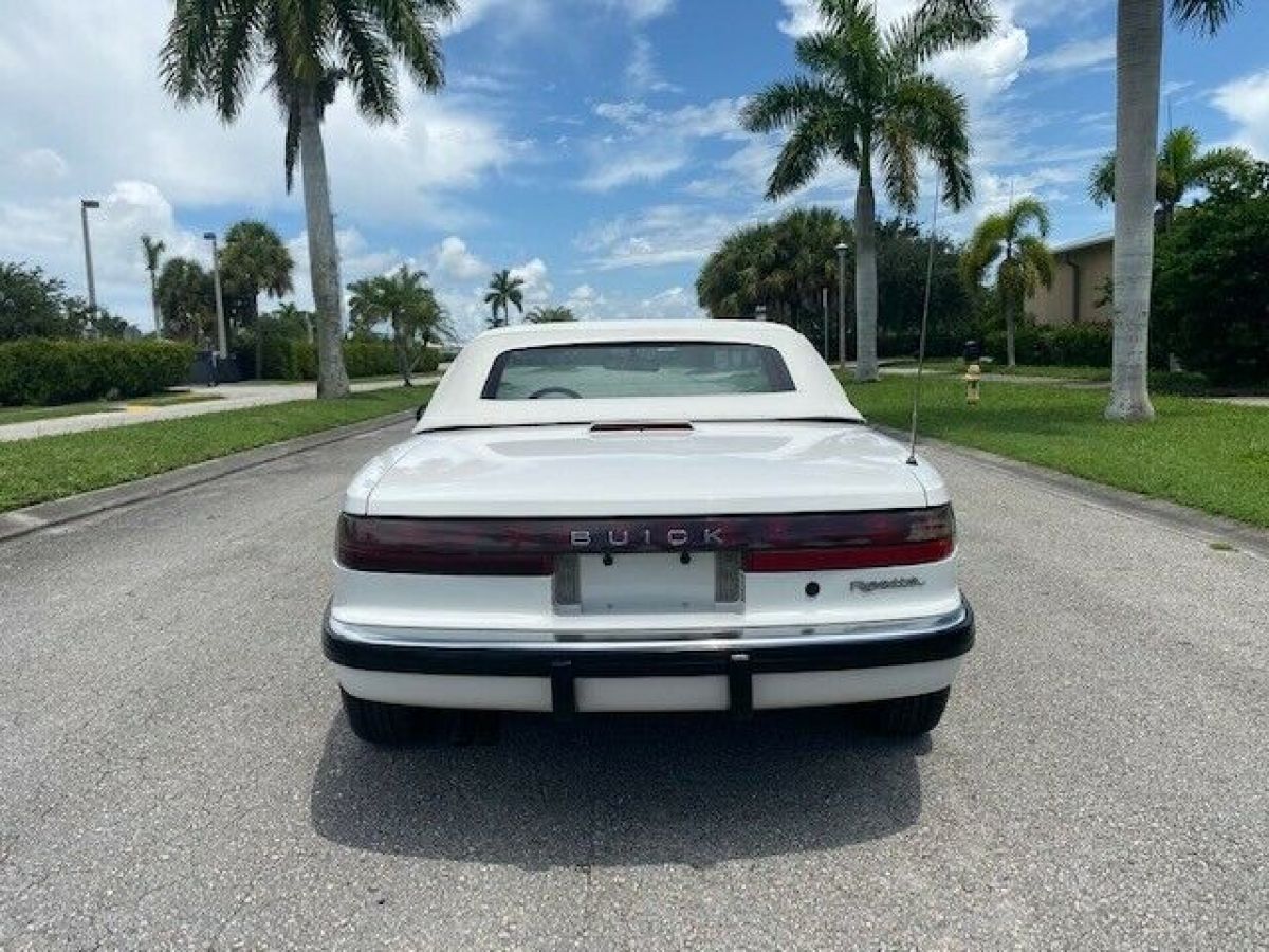 1990 Buick Reatta - photo 5