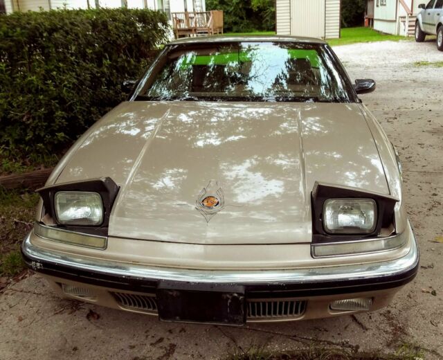 1990 Buick Reatta STANDARD