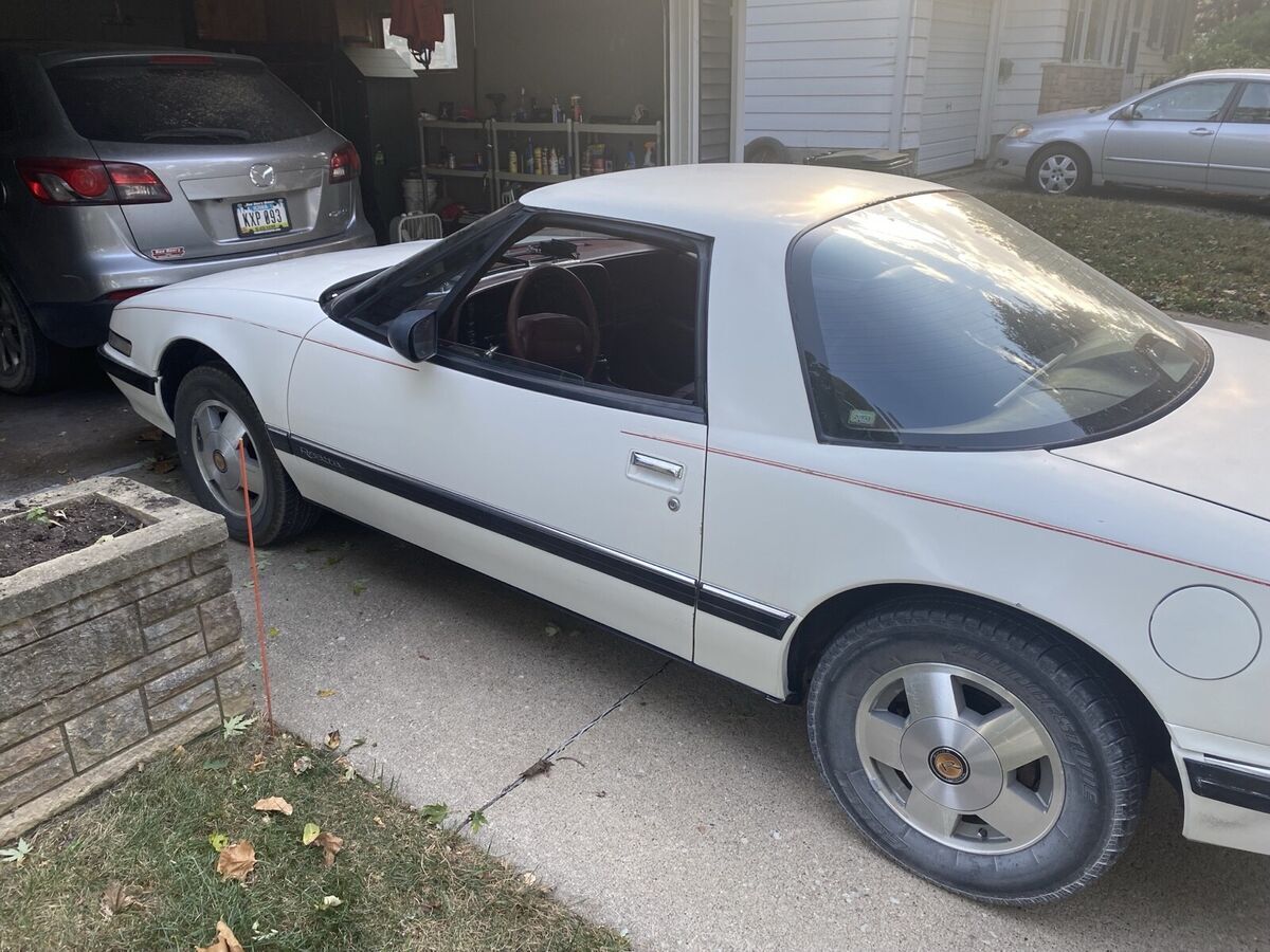 1990 Buick Reatta - photo 3
