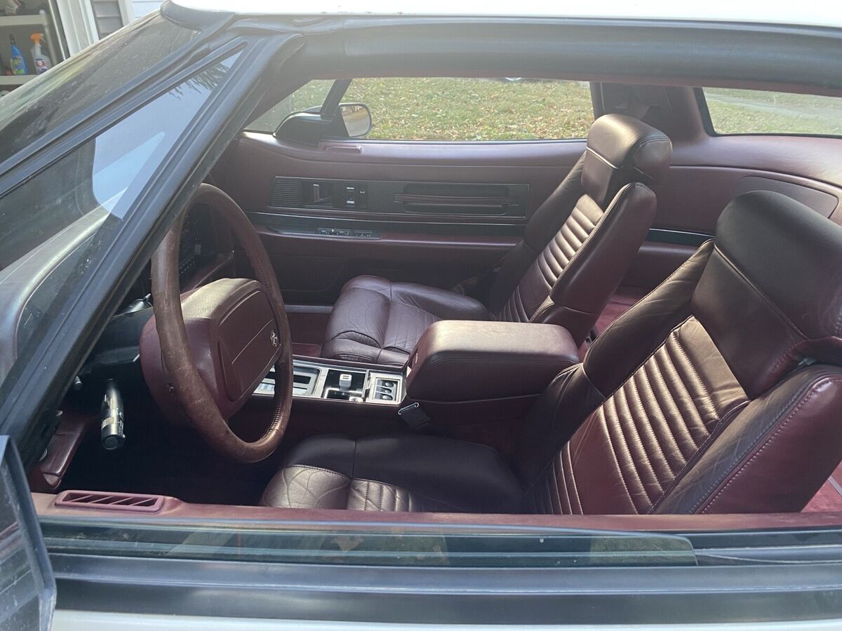 1990 Buick Reatta - photo 6