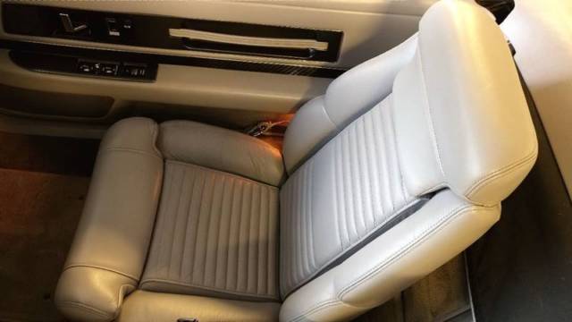 1990 Buick Reatta Base 2dr Convertible - photo 10